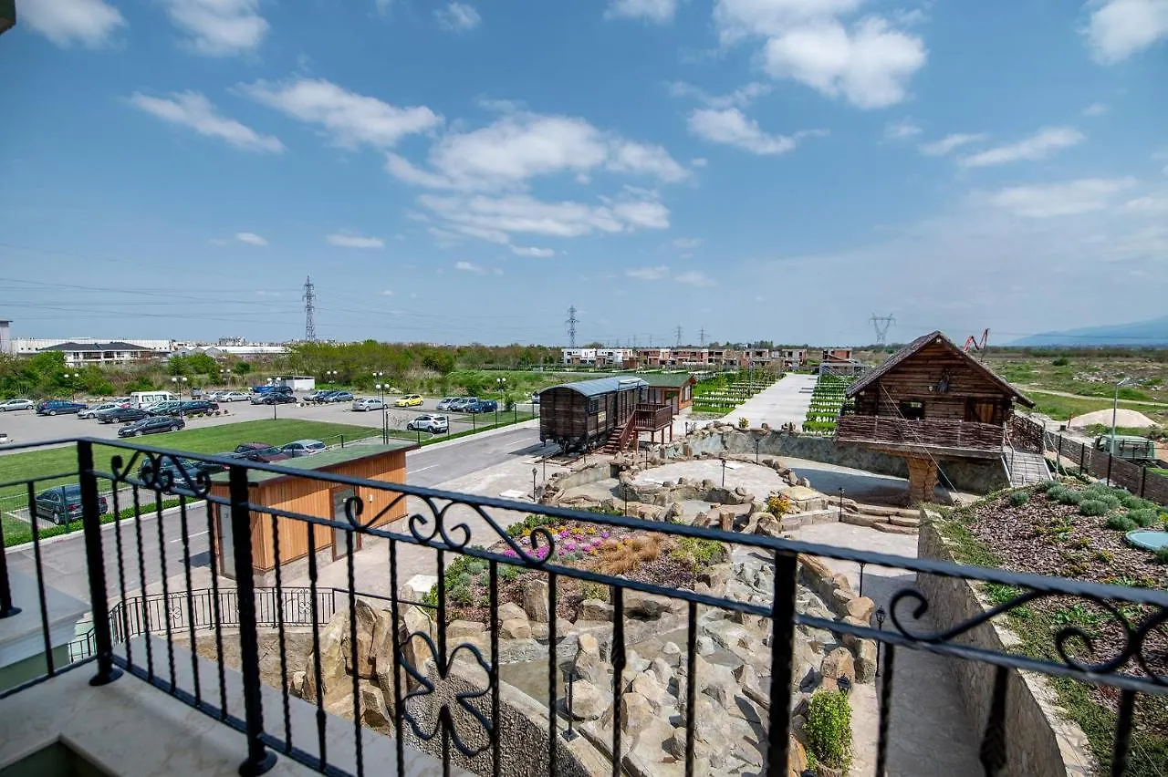 Glamping Alliance Hotel Plovdiv