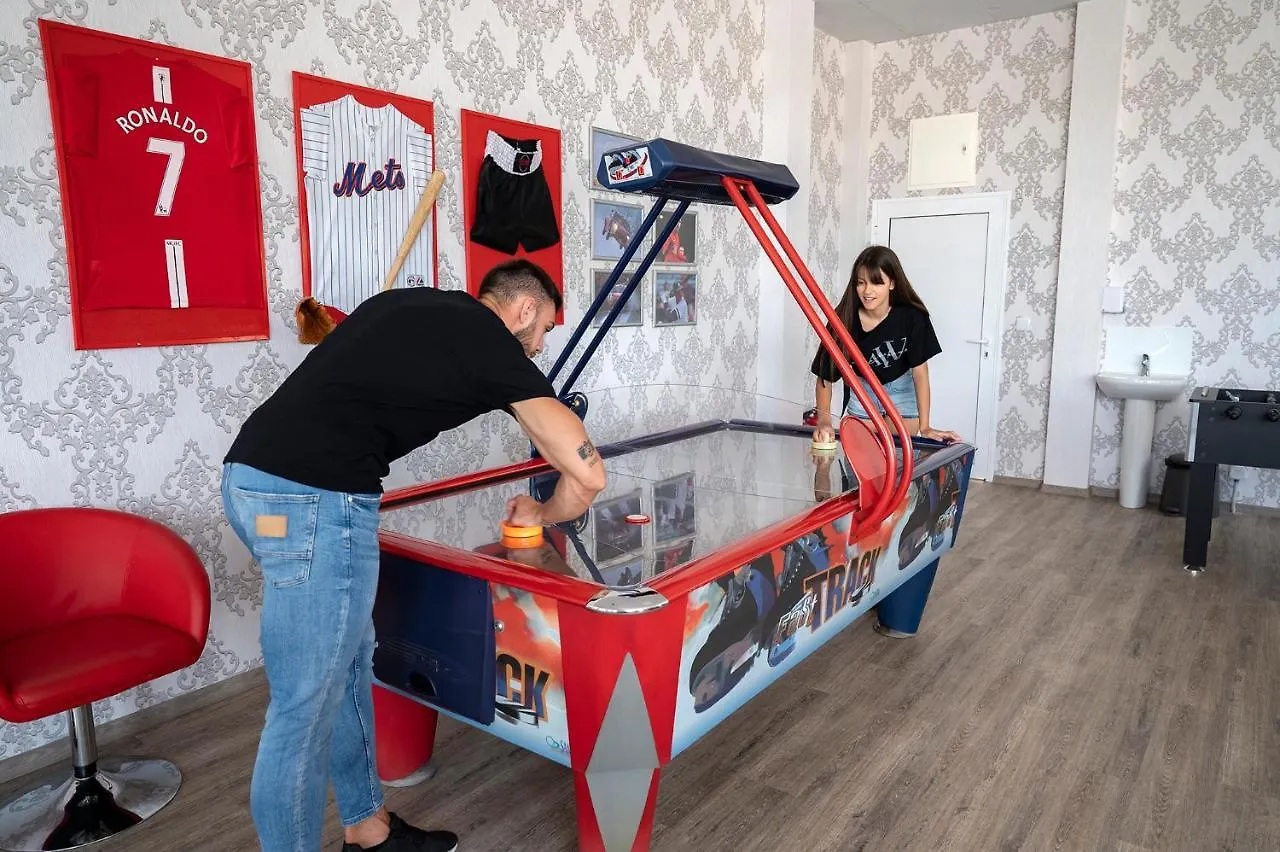 Glamping Alliance Hotel Plovdiv 3*,  Bulgarien